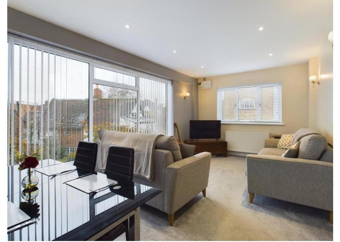 Tallets Apartment With Balcony & Parking Tewkesbury Exterior foto