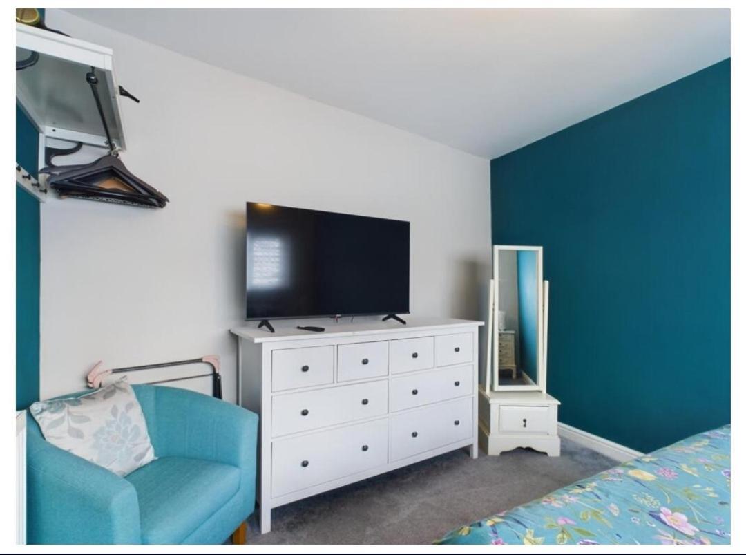Tallets Apartment With Balcony & Parking Tewkesbury Exterior foto